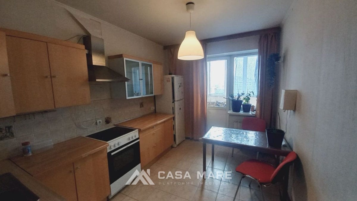 3-комнатная квартира, 82 м², Буюканы, Кишинёв 1