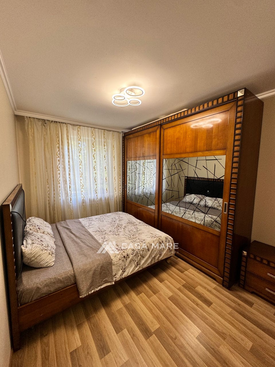 Apartament cu 2 camere, 55 m², Centru, Chișinău 3
