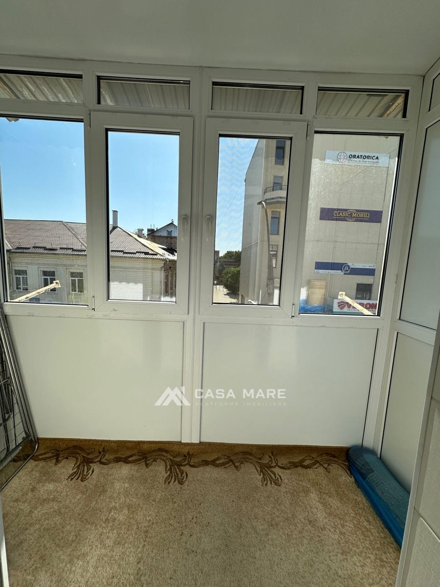 2-комнатная квартира, 56 м², Центр, Bălți 8