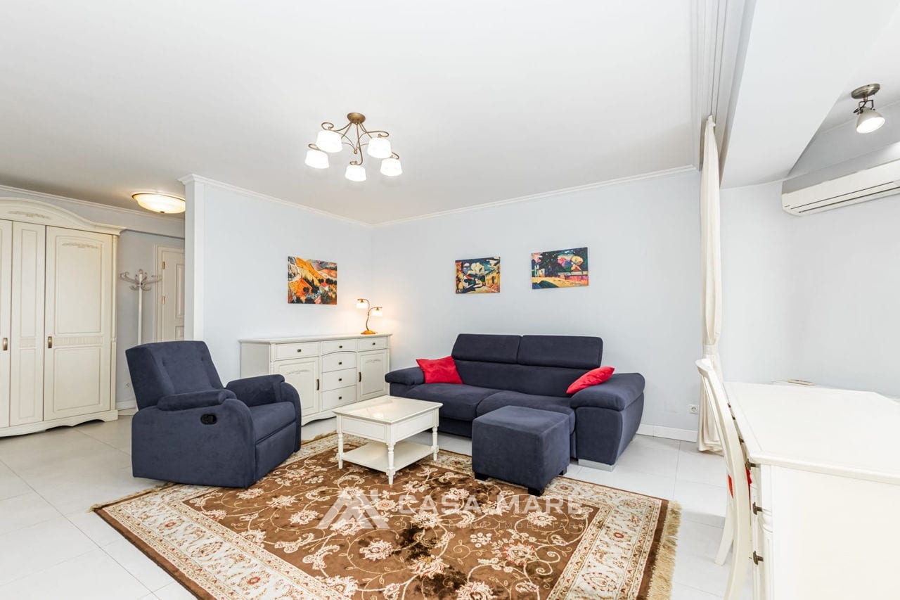 Apartament cu 2 camere, 80 m², Centru, Chișinău 2