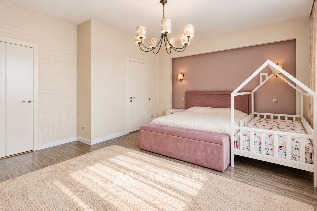 3-комнатная квартира, 154 м², Центр, Кишинёв 4
