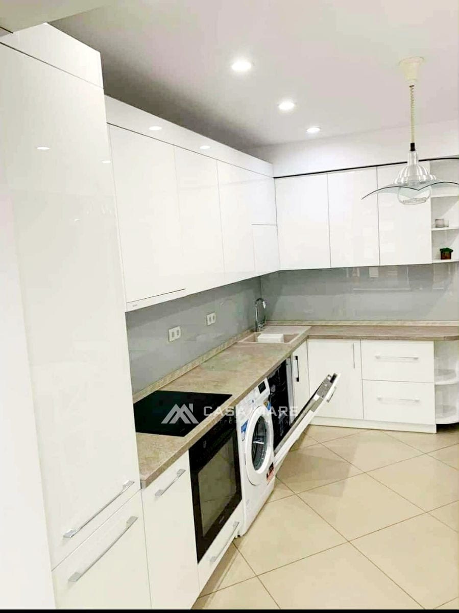 Apartament cu 2 camere, 70 m², Buiucani, Chișinău 5