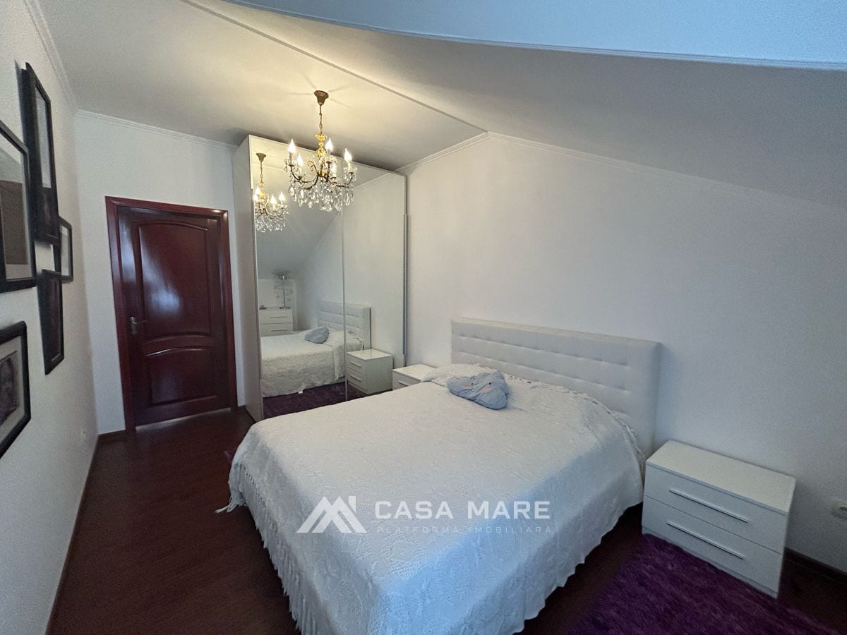 Apartament cu 3 camere, 106 m², Buiucani, Chișinău 1