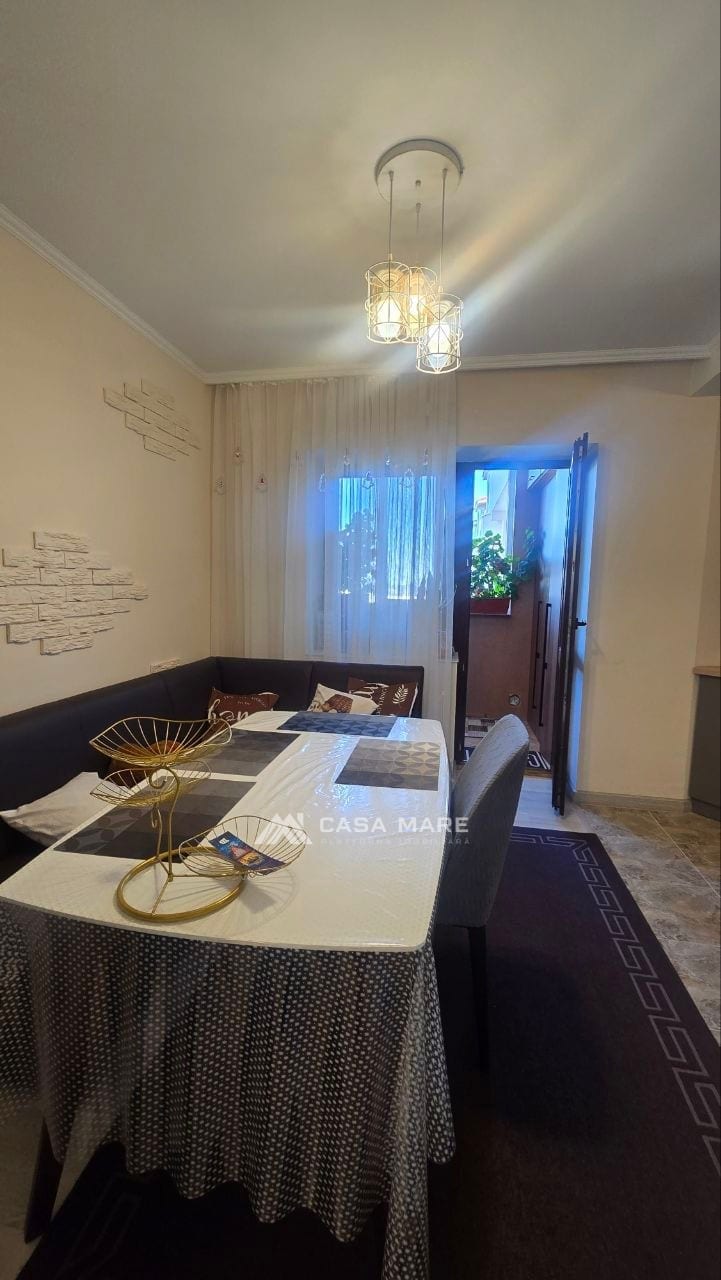 Apartament cu 3 camere, 125 m², Durlești 5