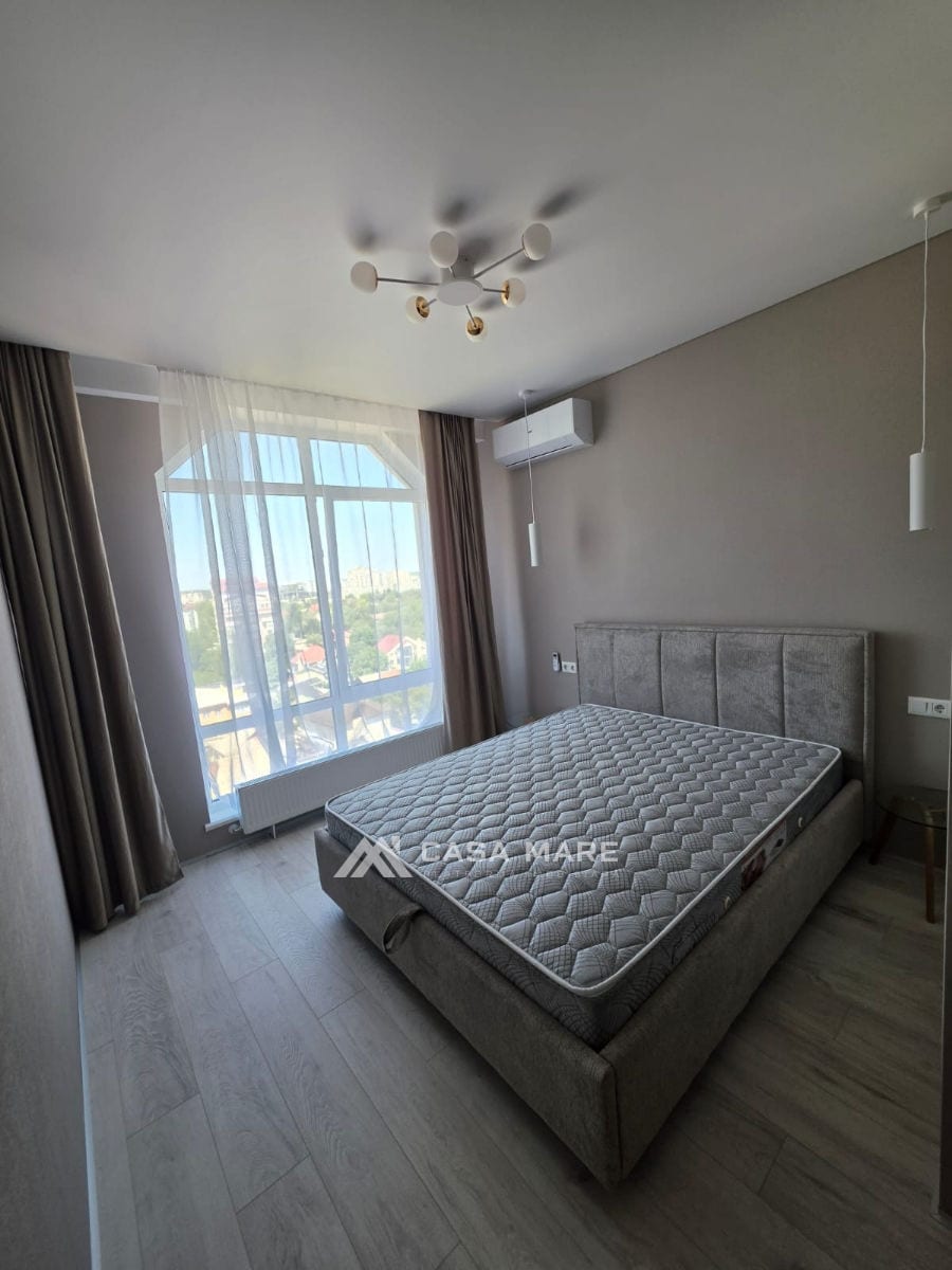 Apartament cu 2 camere, 54 m², Centru, Chișinău 1