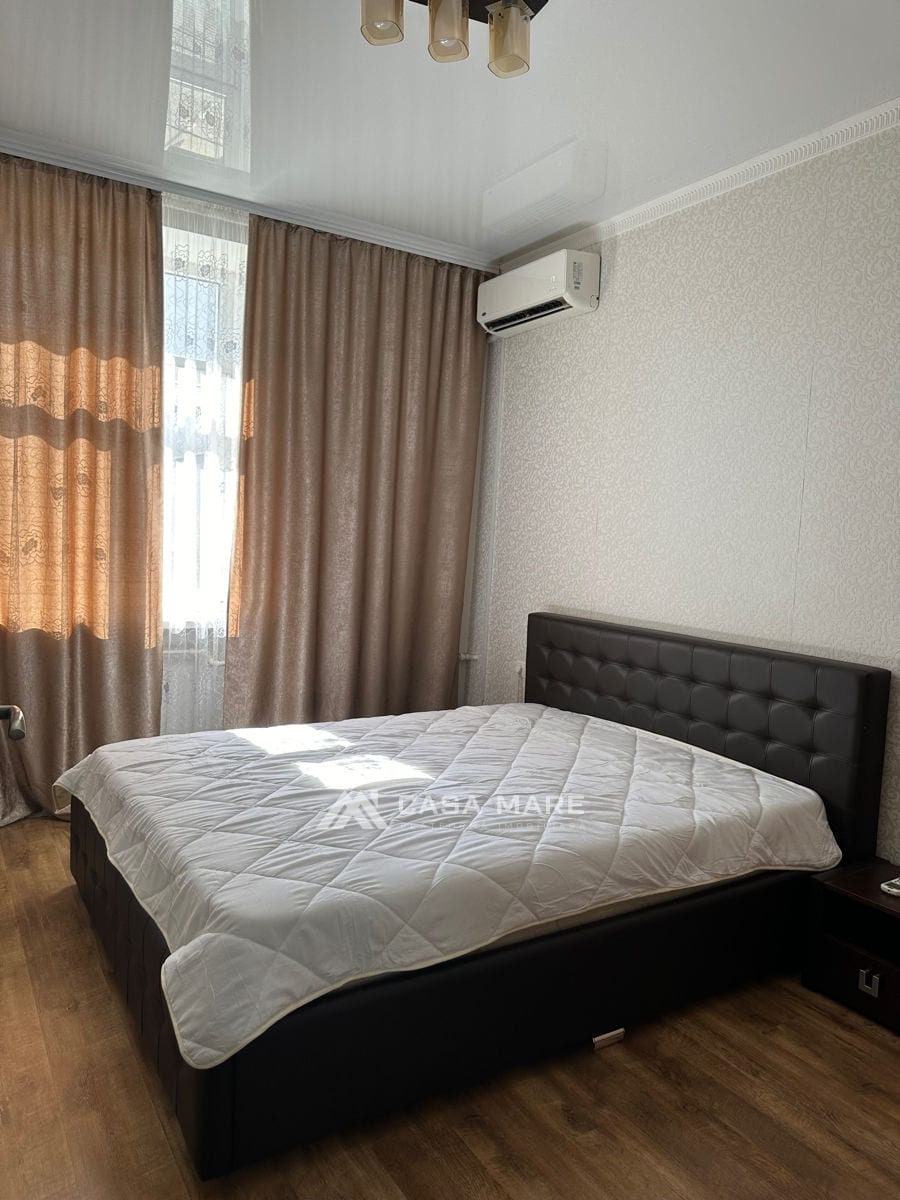 2-комнатная квартира, 56 м², Центр, Bălți 3