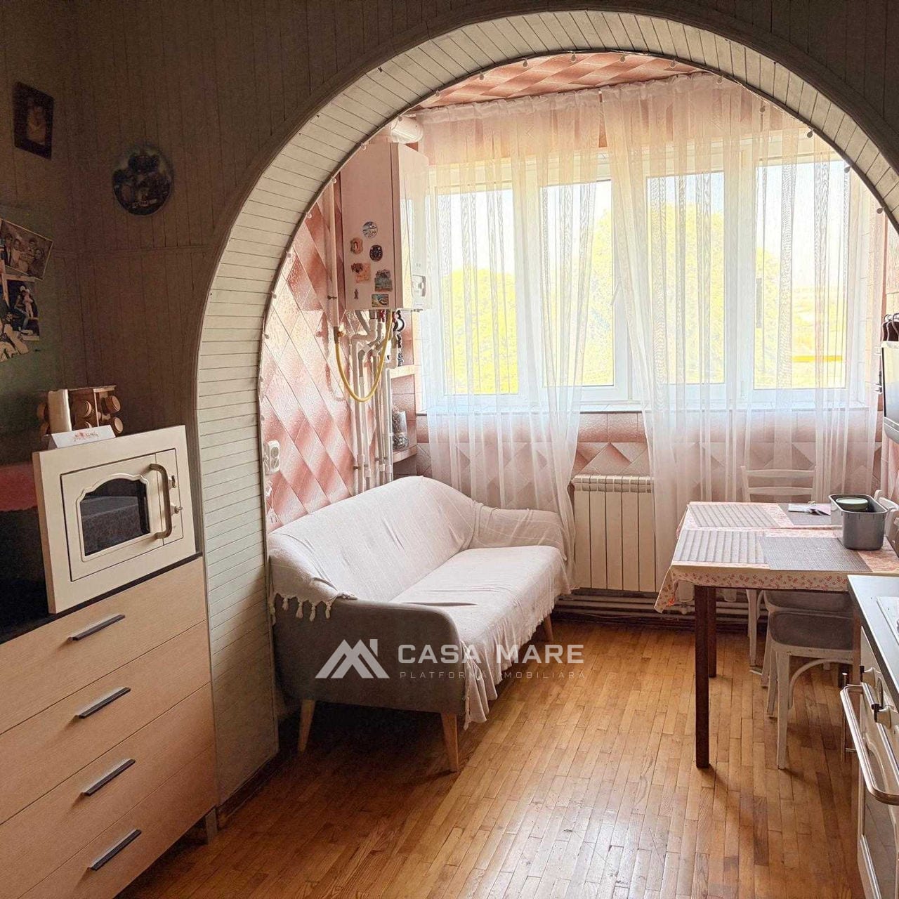 3-комнатная квартира, 70 м², Центр, Bălți 8