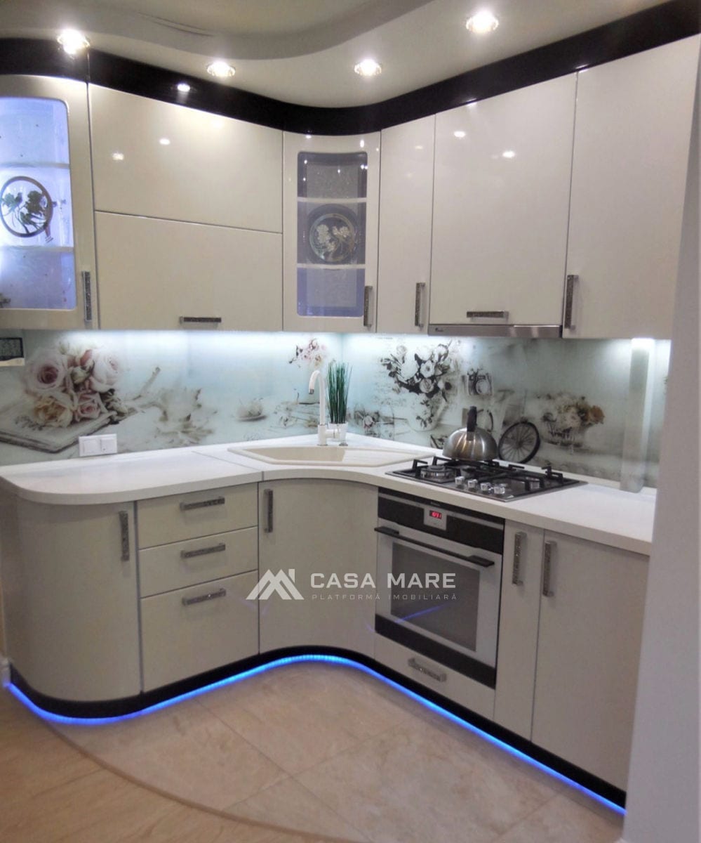 2-комнатная квартира, 55 м², Центр, Кишинёв 4