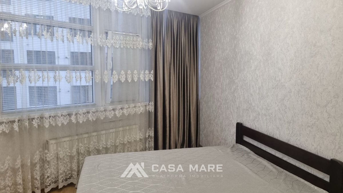 3-комнатная квартира, 88 м², Центр, Кишинёв 4