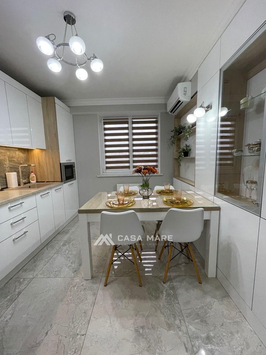 Apartament cu 2 camere, 61 m², Centru, Chișinău 2