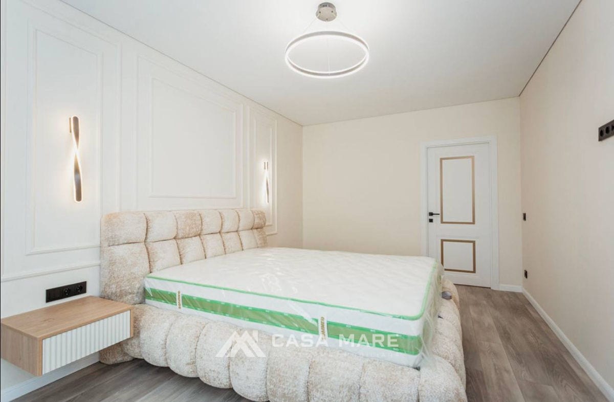 Apartament cu 2 camere, 80 m², Buiucani, Chișinău 3