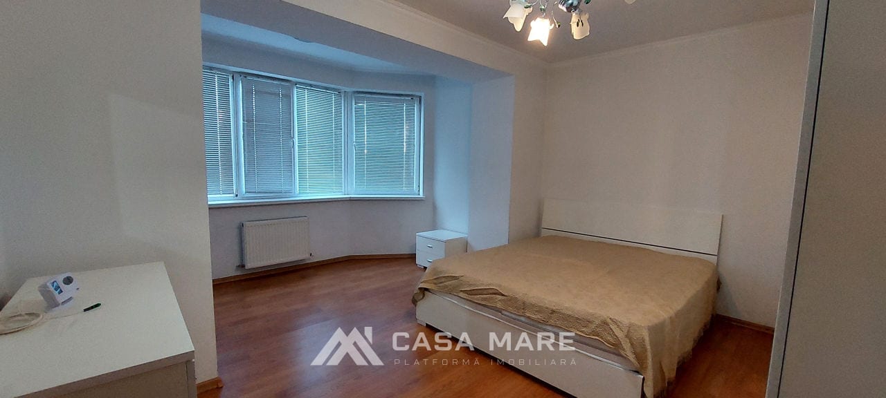 Apartament cu 2 camere, 70 m², Buiucani, Chișinău 3