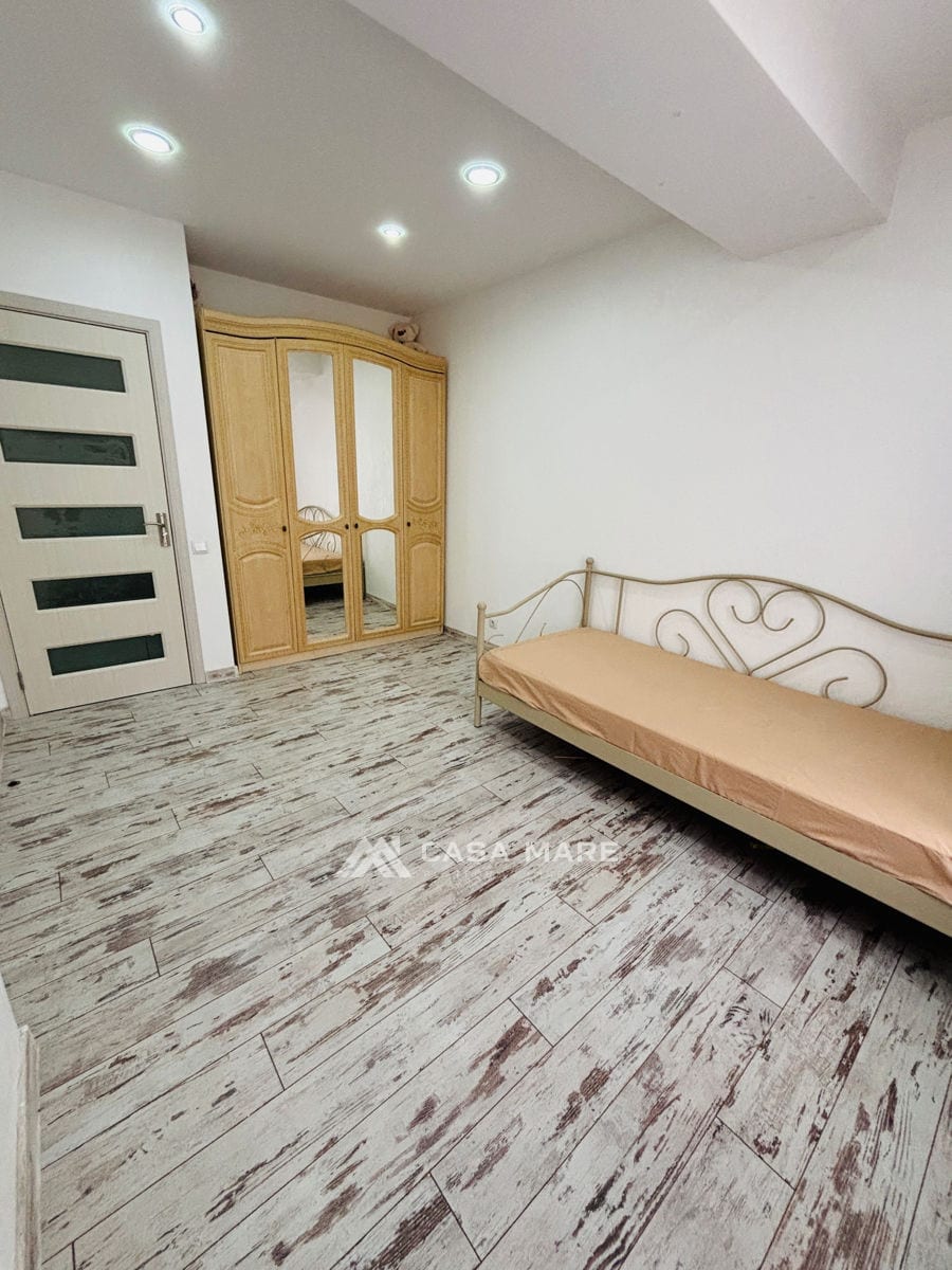 Apartament cu 3 camere, 93 m², Buiucani, Chișinău 2
