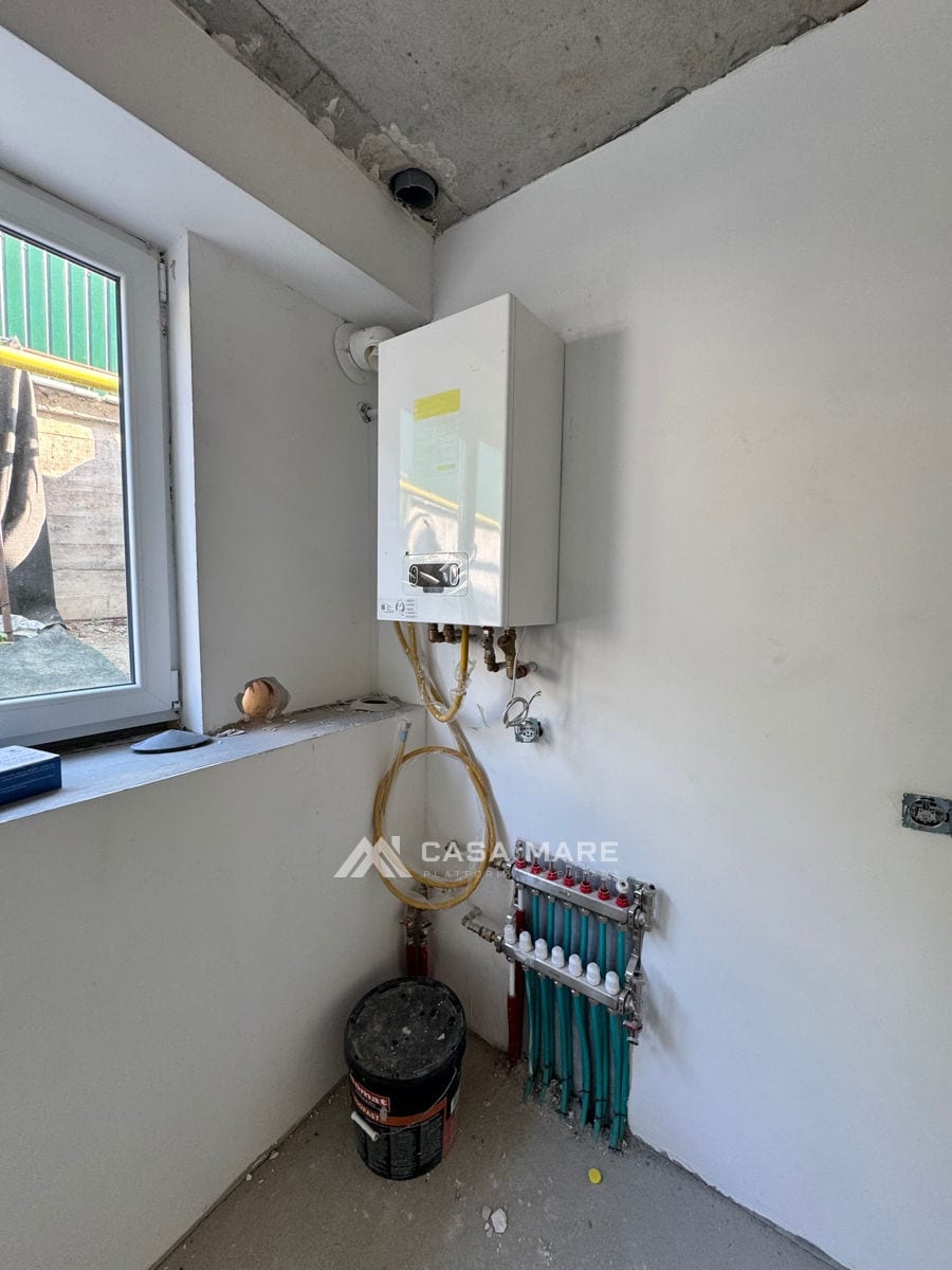 Casă cu 4 camere, 97 m², Durlești 7