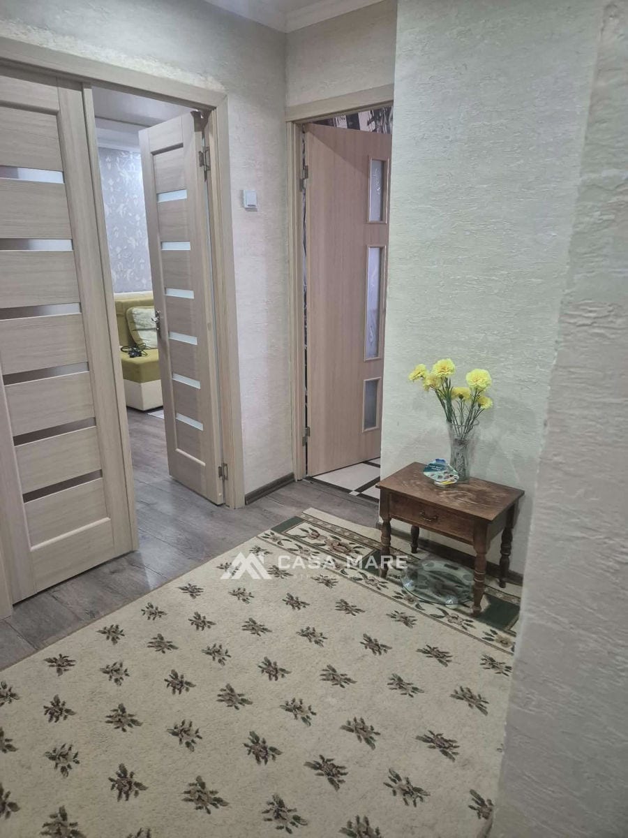 Apartament cu 2 camere, 50 m², Strășeni 2