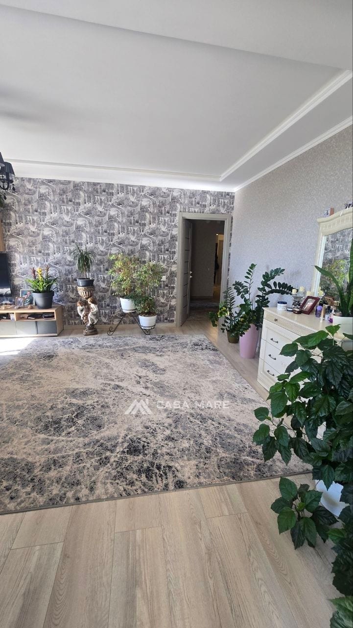 Apartament cu 3 camere, 125 m², Durlești 7