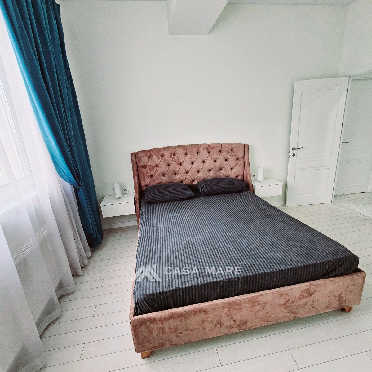 Apartament cu 2 camere, 73 m², Centru, Chișinău 3