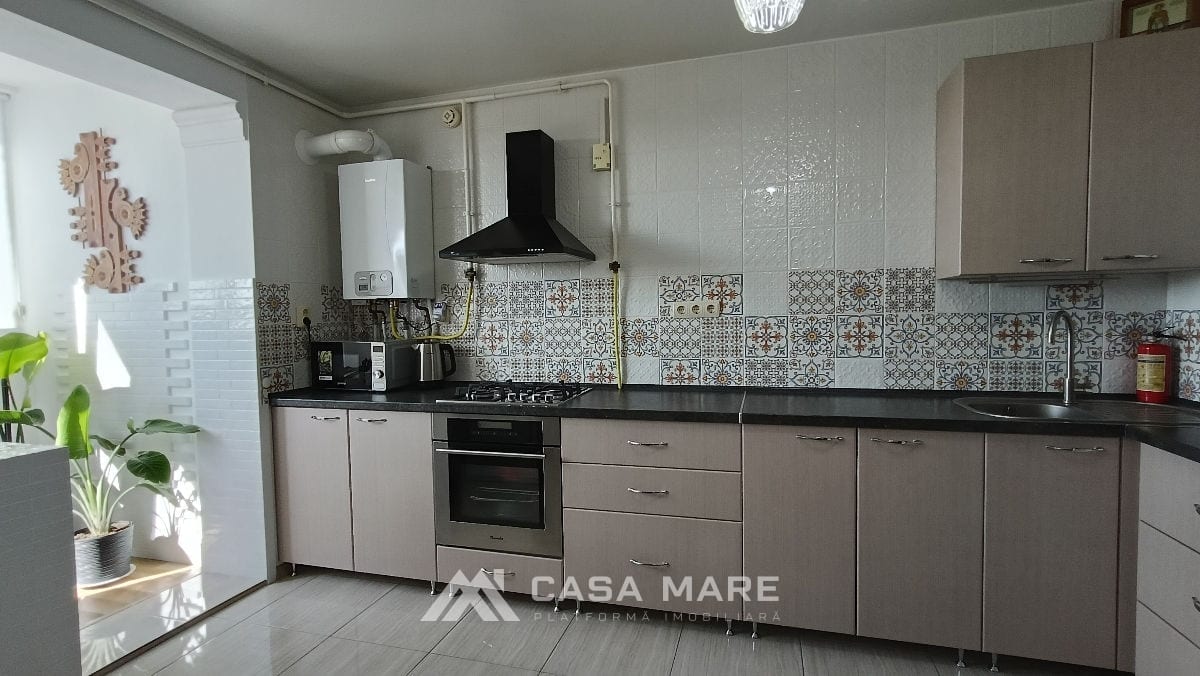 Apartament cu 3 camere, 100 m², Botanica, Chișinău 1