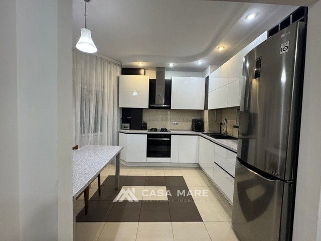3-комнатная квартира, 116 м², Старая Почта, Кишинёв 4
