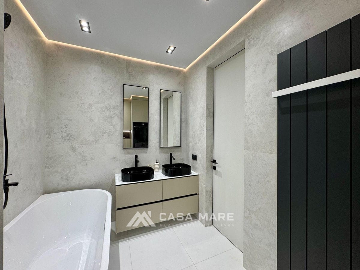 2-комнатная квартира, 80 м², Чеканы, Кишинёв 15