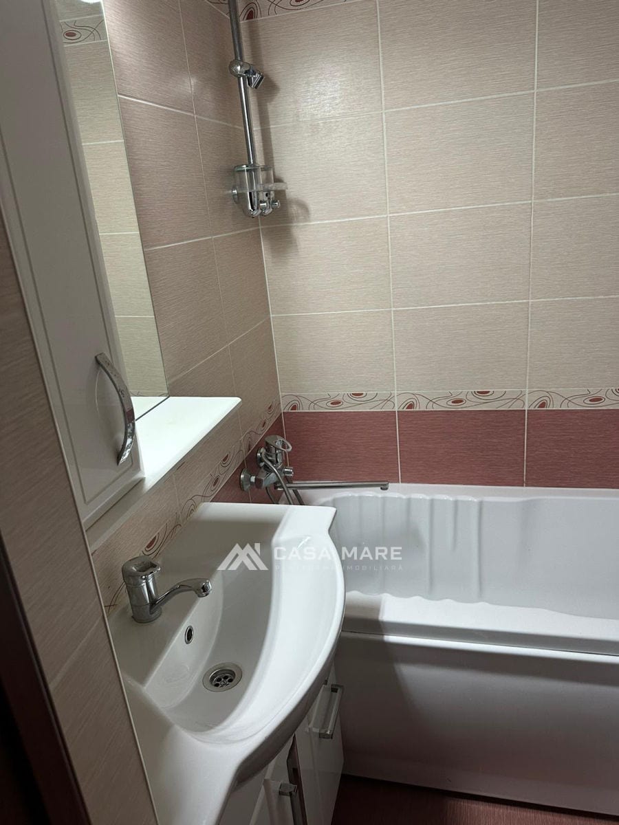 2-комнатная квартира, 70 м², Кодру 5