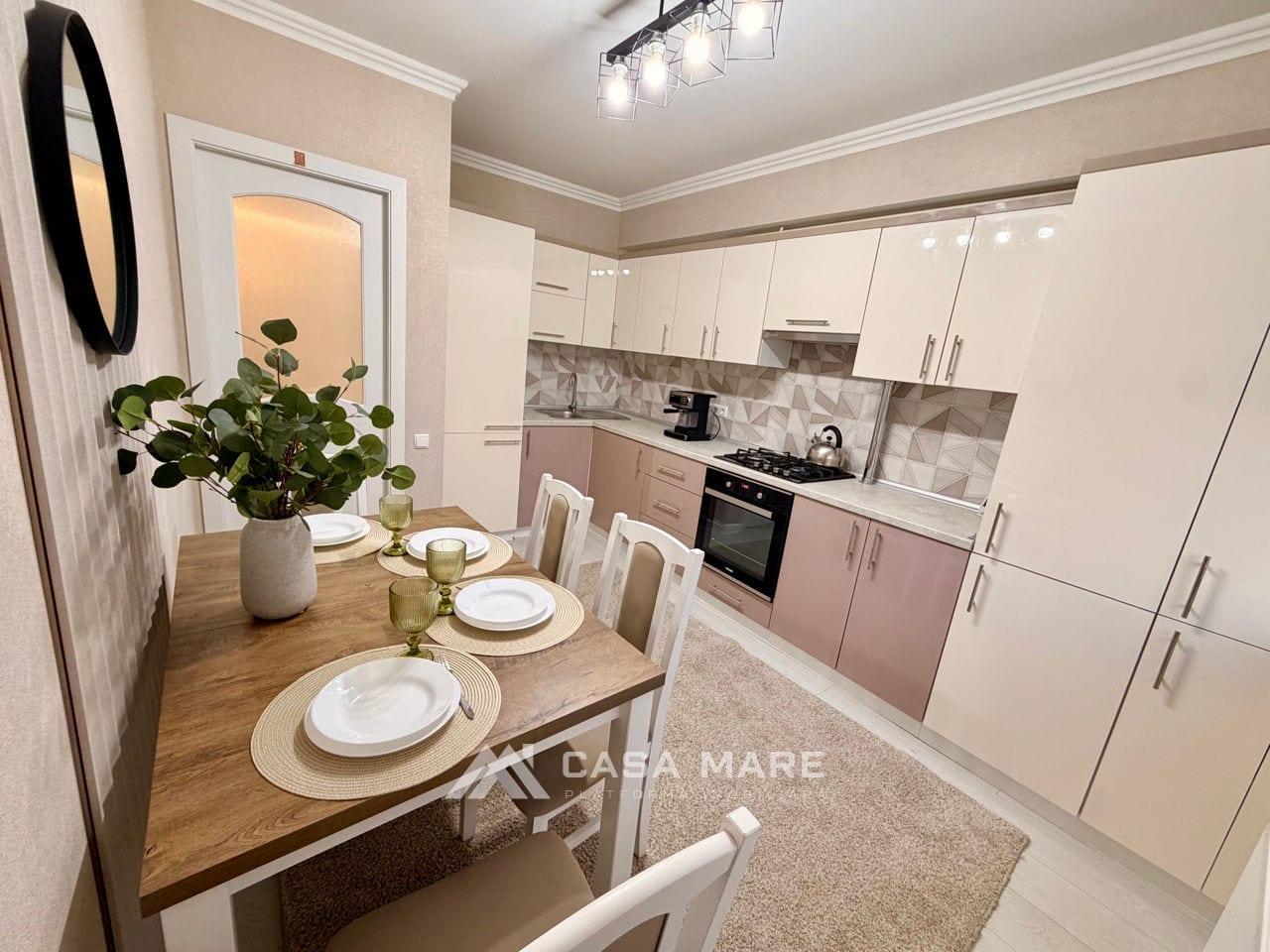 2-комнатная квартира, 70 м², Центр, Кишинёв 5