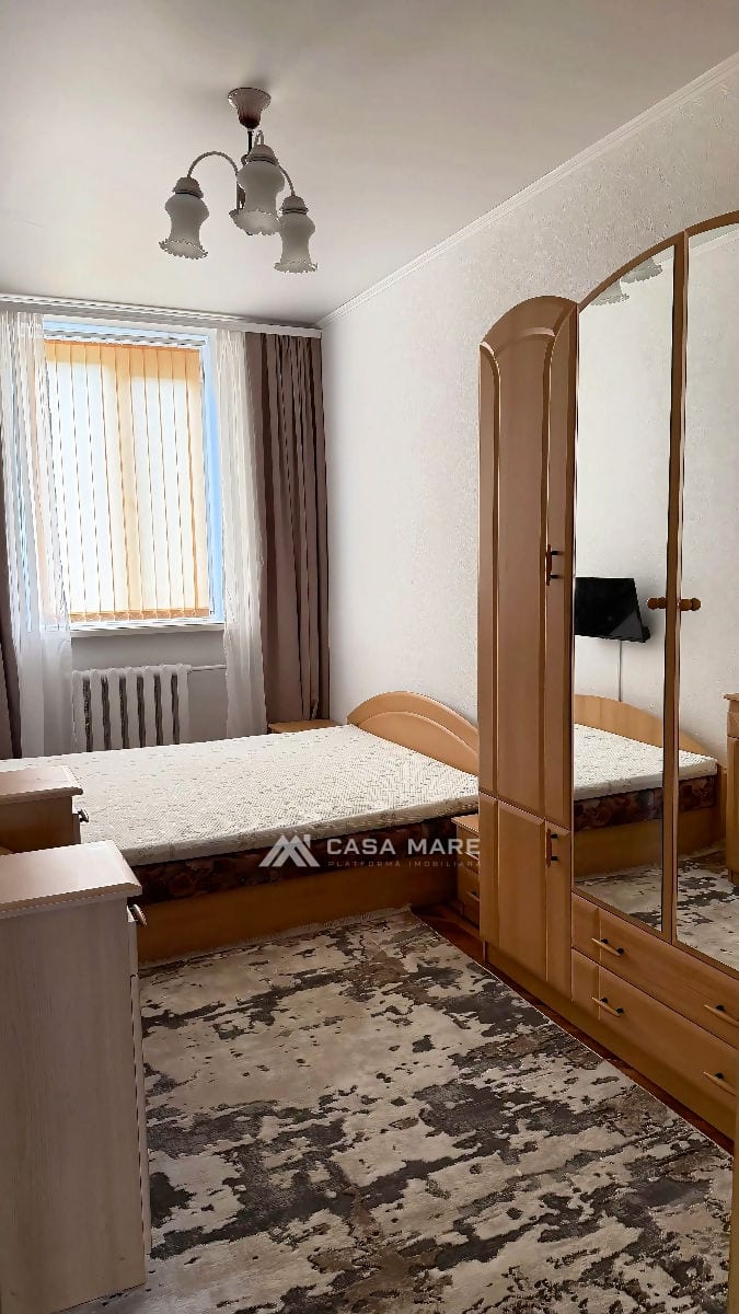 3-комнатная квартира, 55 м², Центр, Кишинёв 2