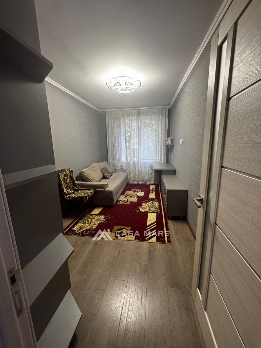 Apartament cu 3 camere, 60 m², Centru, Chișinău 2