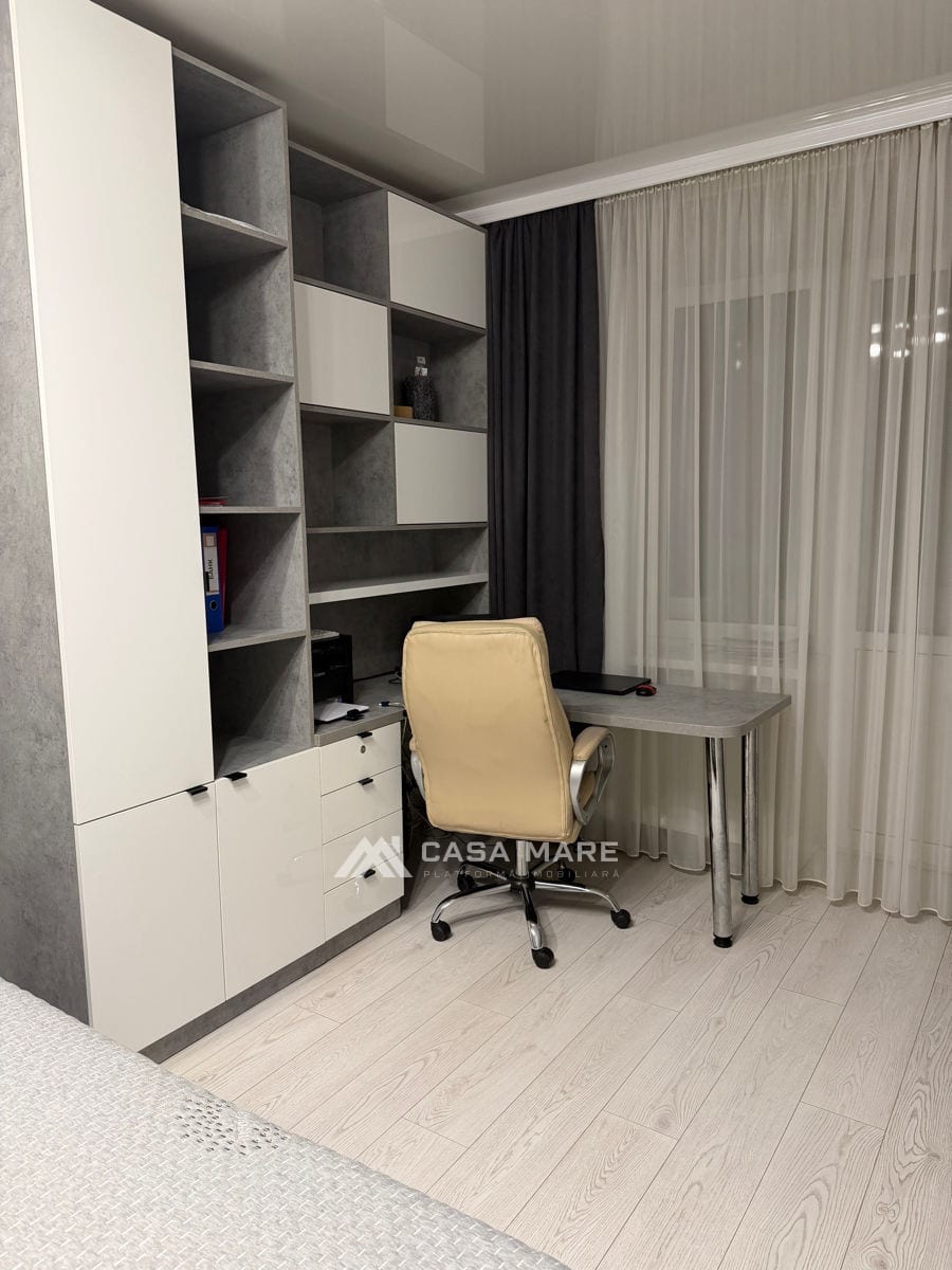 2-комнатная квартира, 72 м², Autogara, Bălți 5