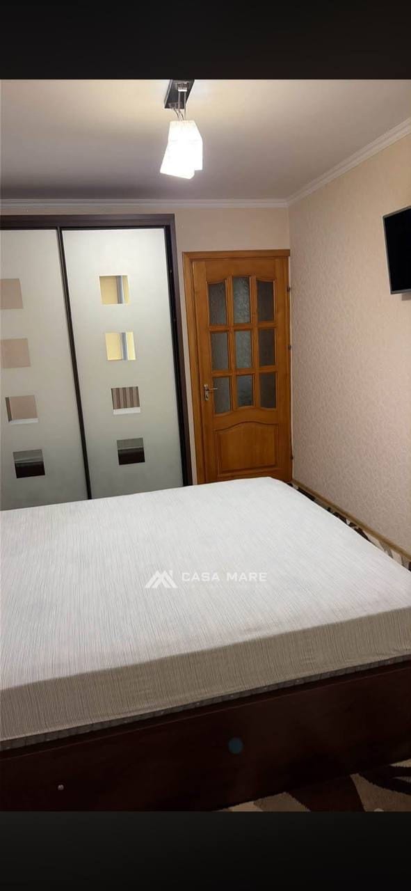 Apartament cu 2 camere, 80 m², Botanica, Chișinău 2
