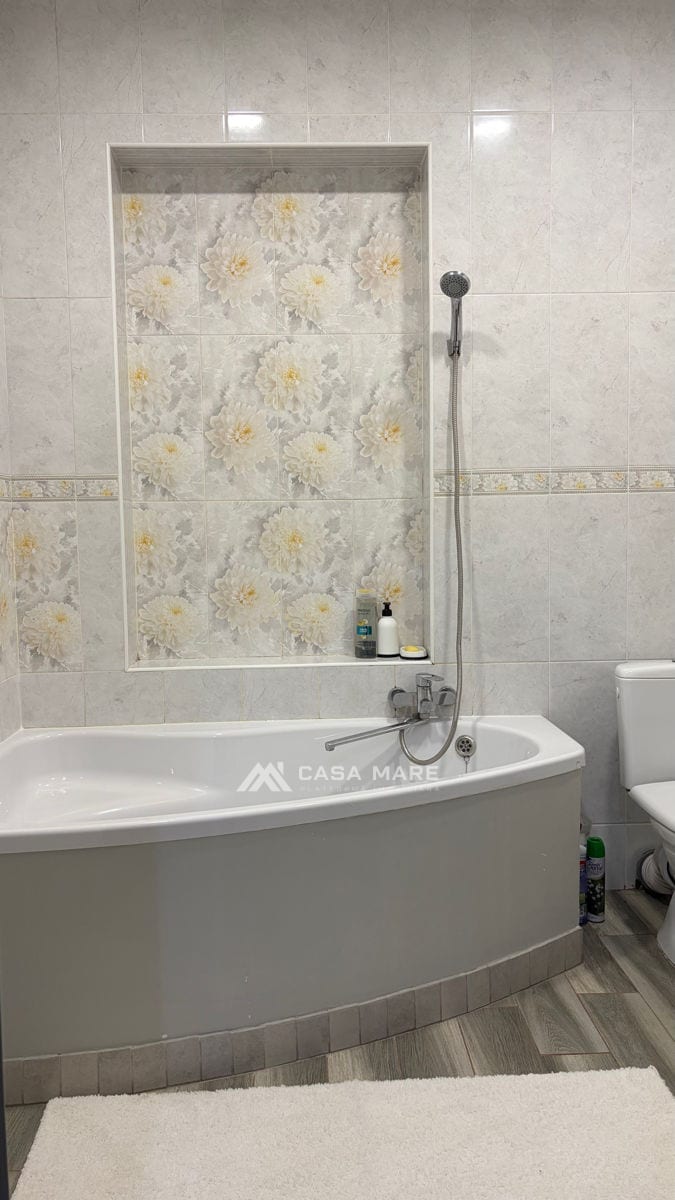 2-комнатная квартира, 50 м², Центр, Bălți 6