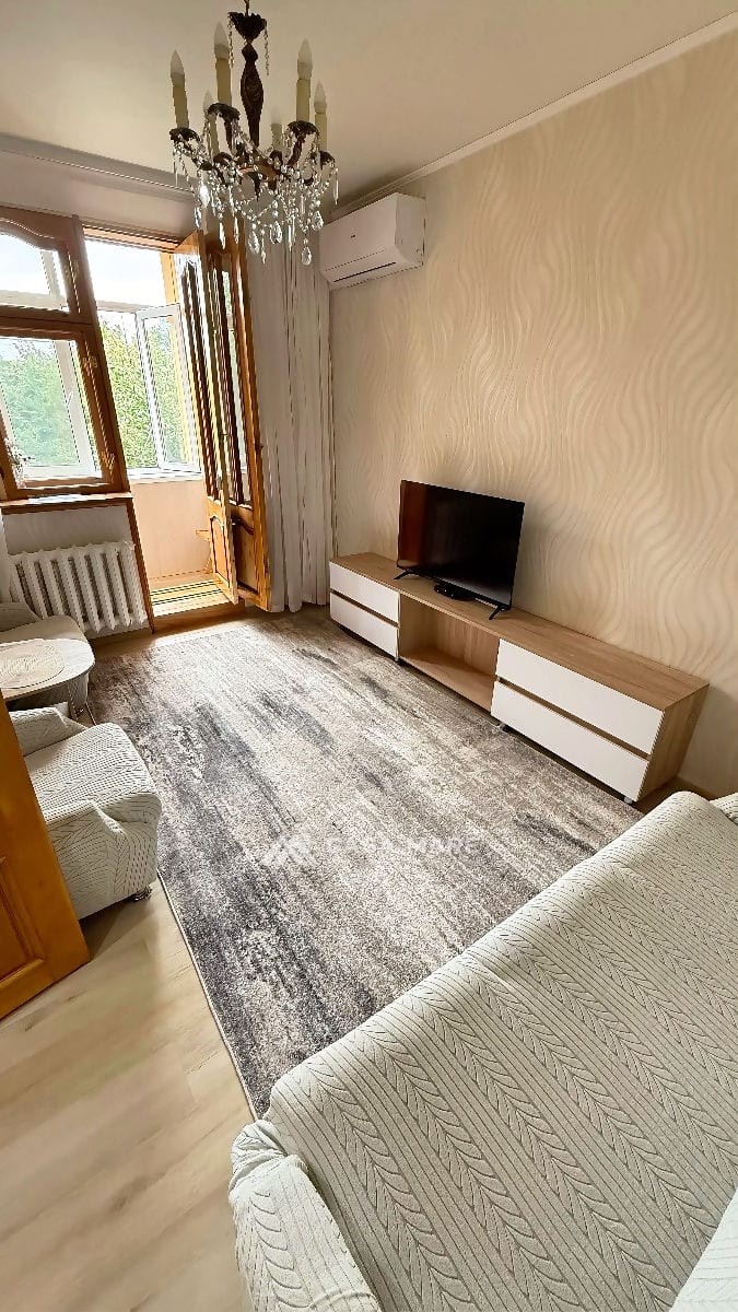 3-комнатная квартира, 55 м², Центр, Кишинёв 4
