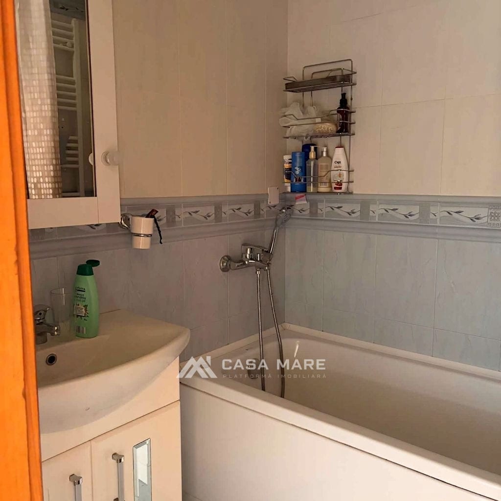 Apartament cu 3 camere, 70 m², Centru, Bălți 9