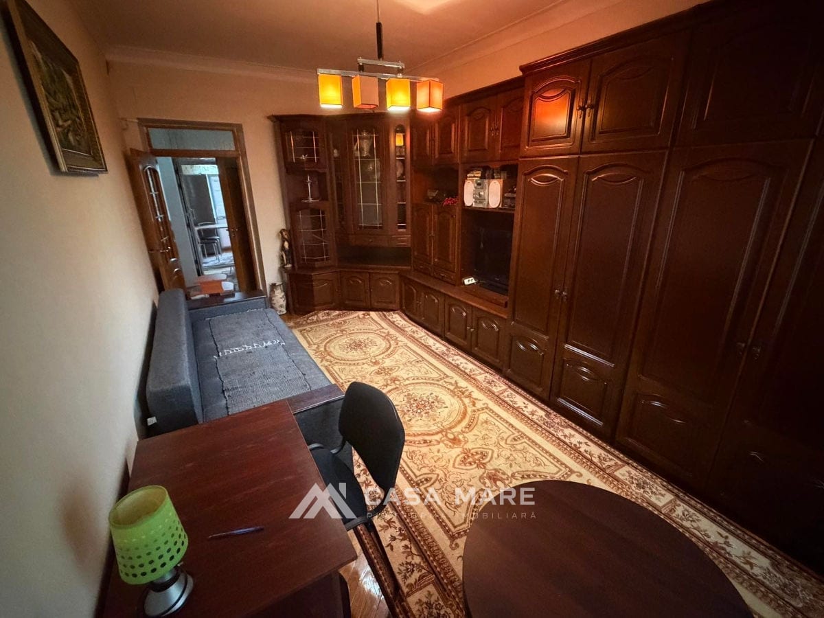 Apartament cu 2 camere, 50 m², Centru, Chișinău 1