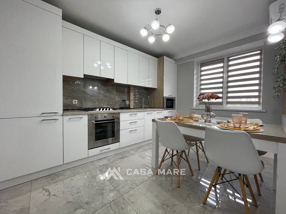 2-комнатная квартира, 61 м², Центр, Кишинёв 1