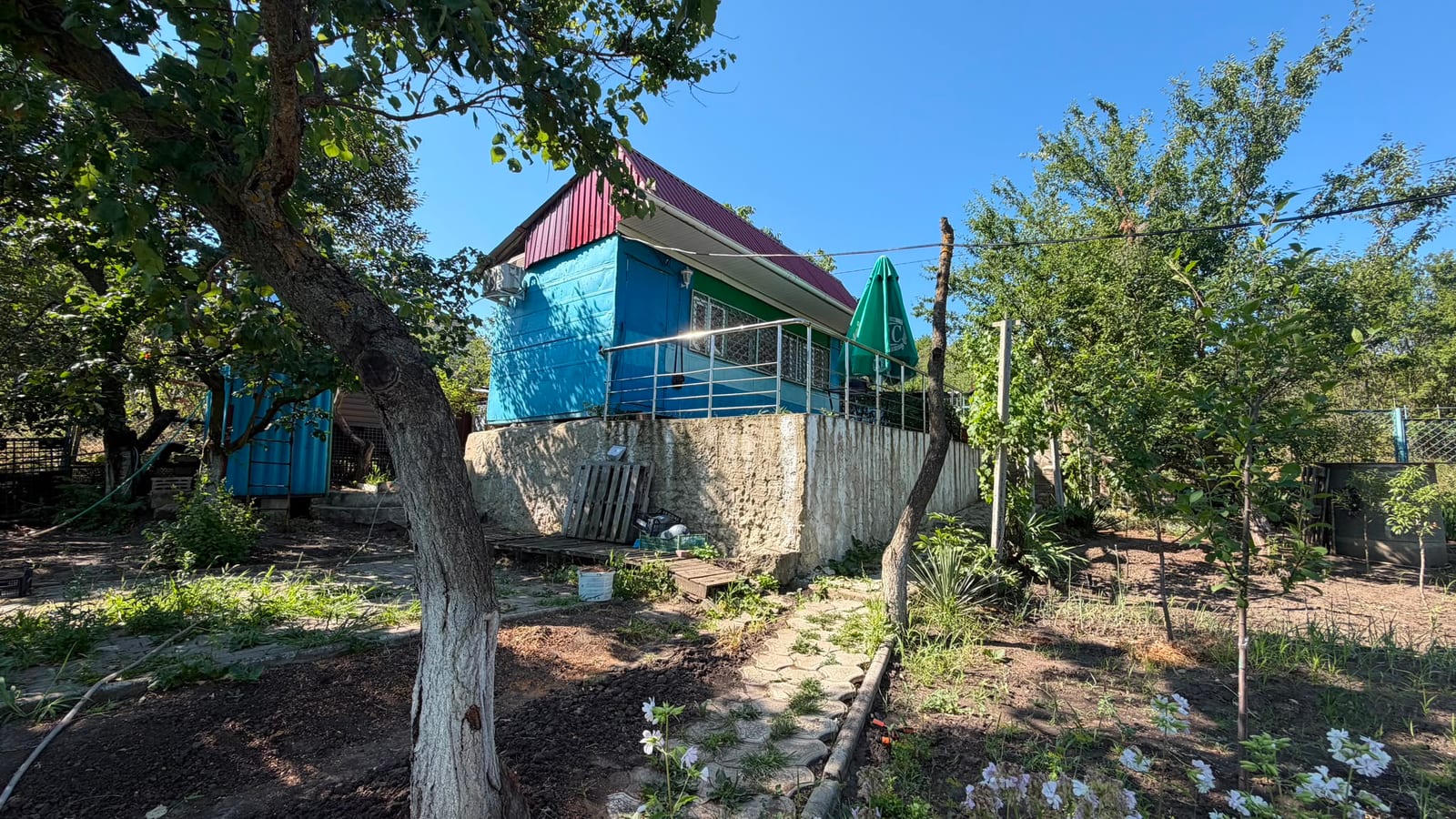 Casă cu 2 camere, 30 m², Răzeni