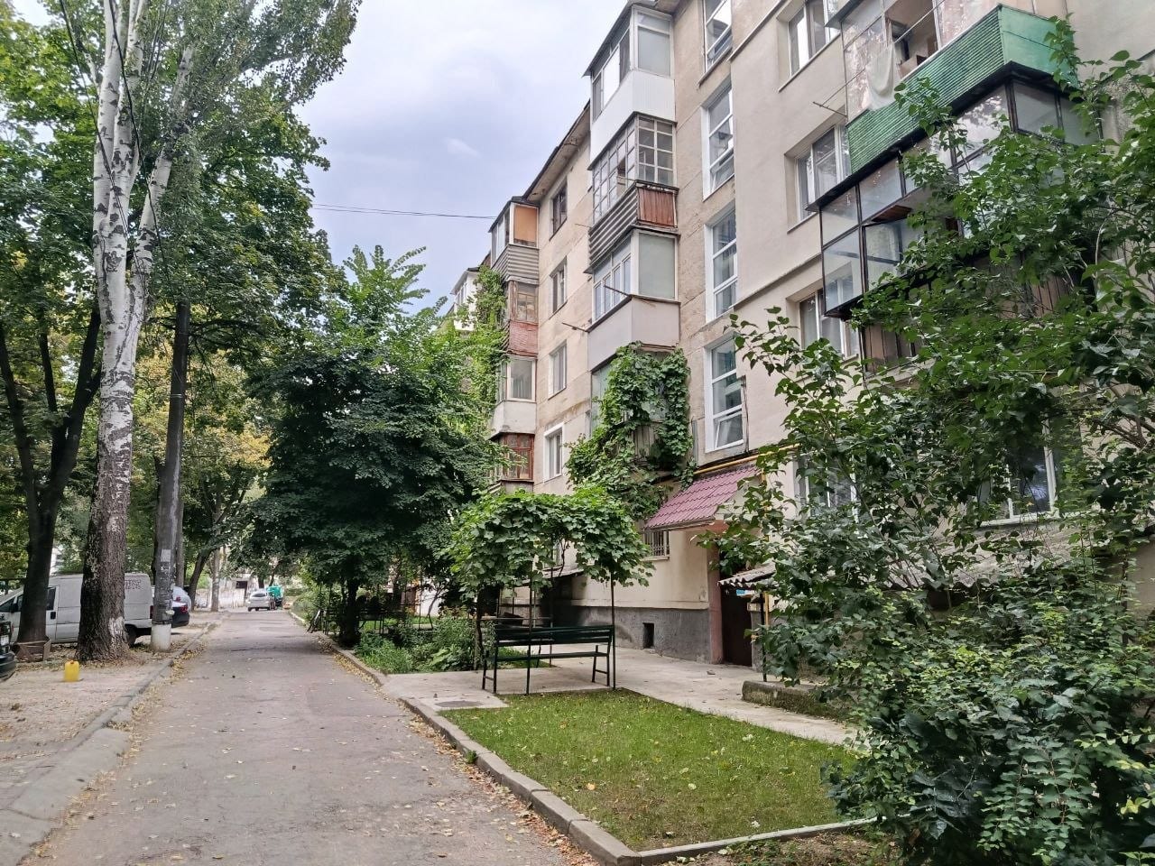 Apartament cu 2 camere, 69 m², Chișinău