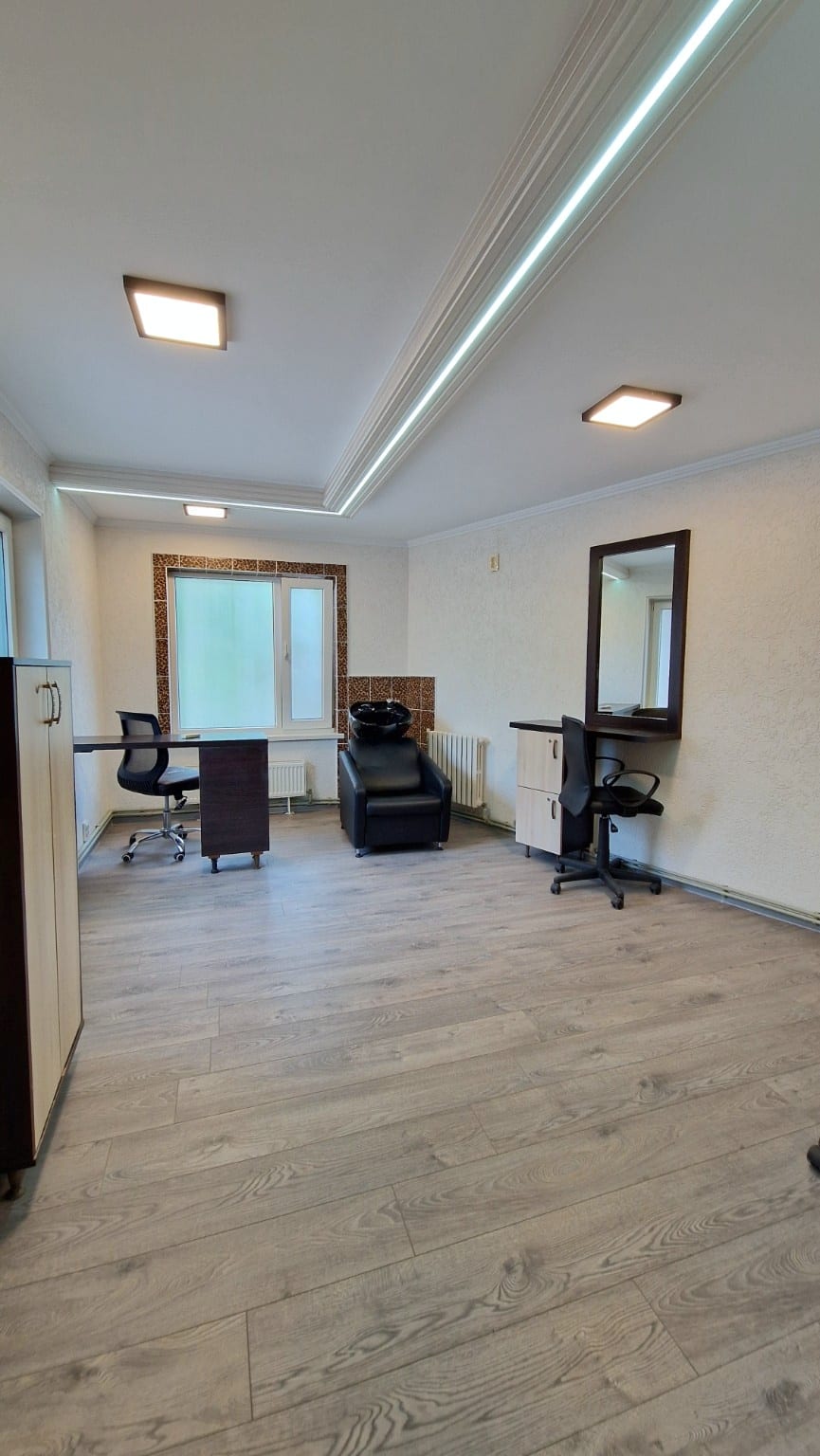 Spațiu comercial, 20 m², Bălți
