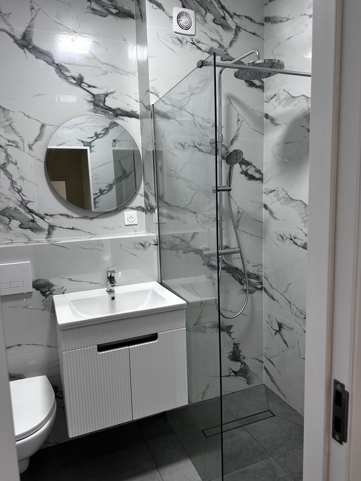 Apartament cu 2 camere, 62 m², Bălți