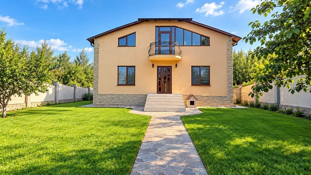 Casă cu 5 camere, 258 m², Orhei