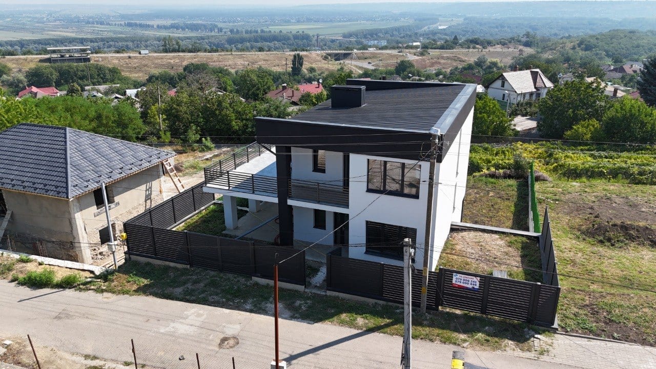 Casă, 280 m², Vadul lui Vodă