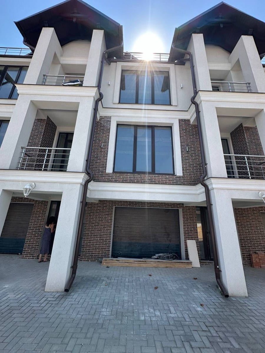 Casă, 240 m², Centru, Durlești