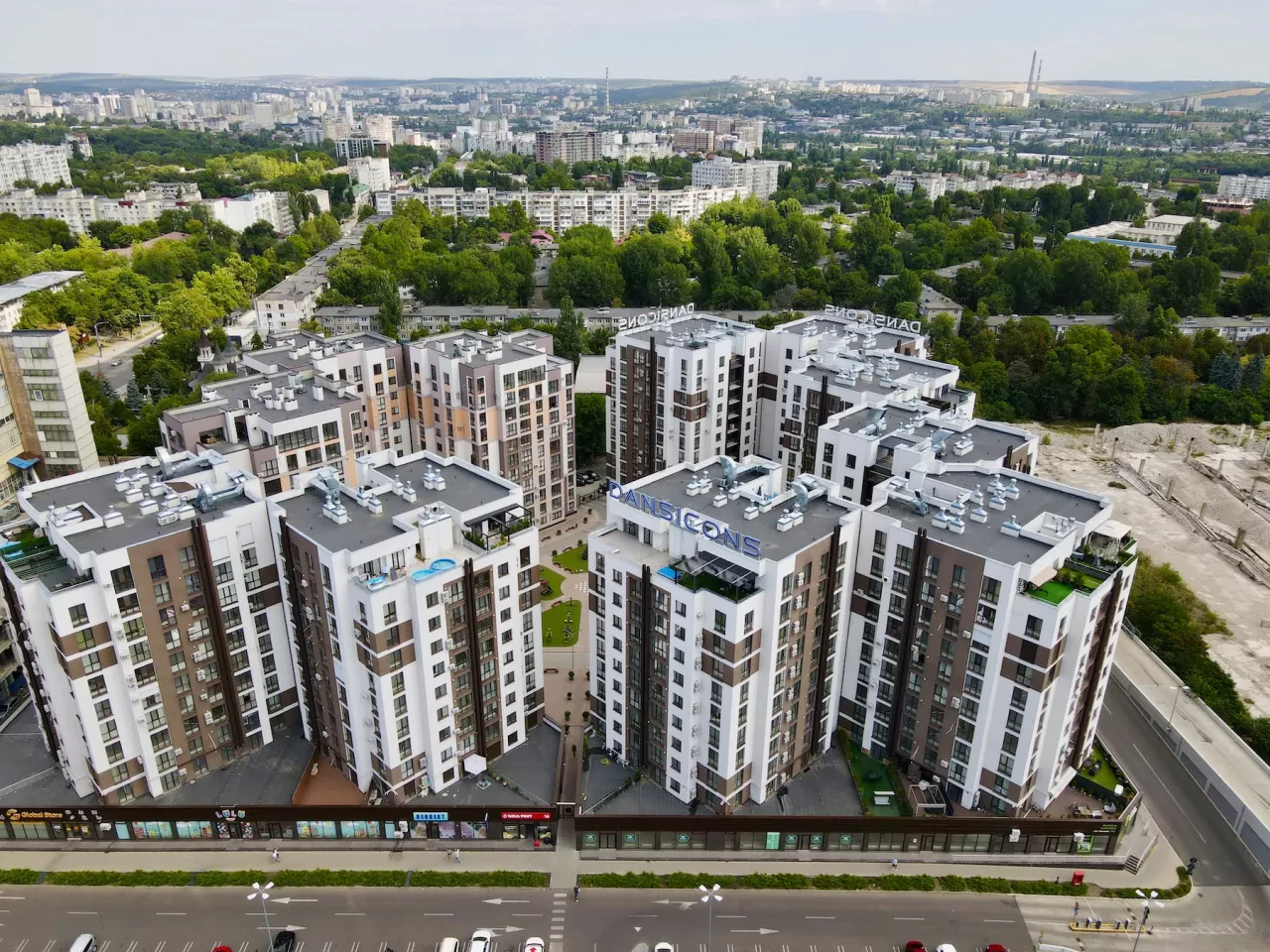 Decebal Avenue Residence 2