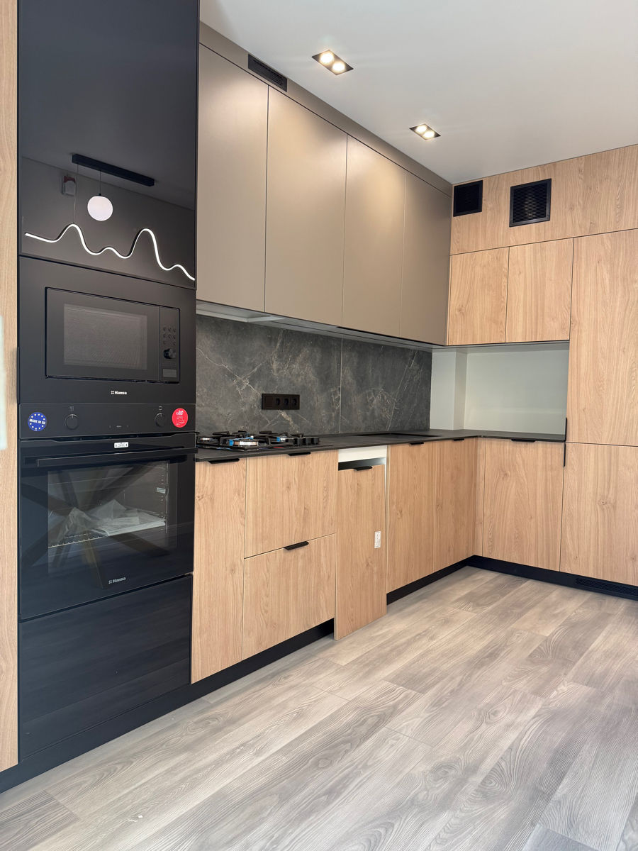 Apartament cu 2 camere, 72 m², Buiucani, Chișinău