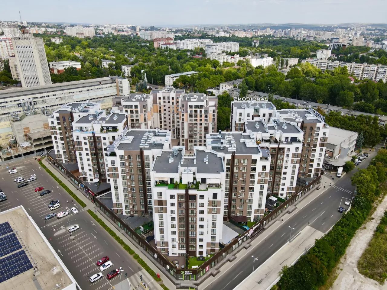 Decebal Avenue Residence 5