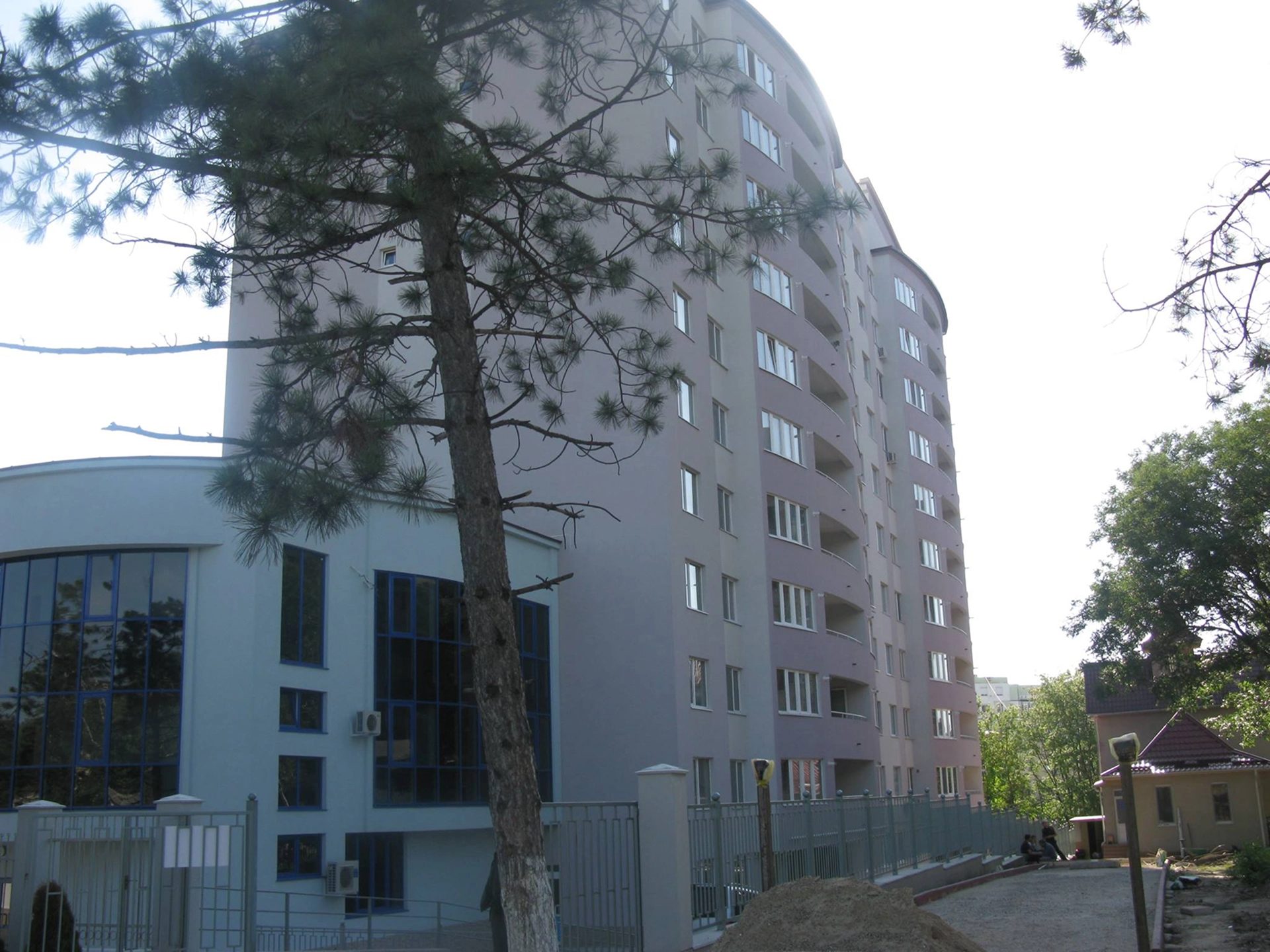 Complex Calea Orheiului 111/8 4