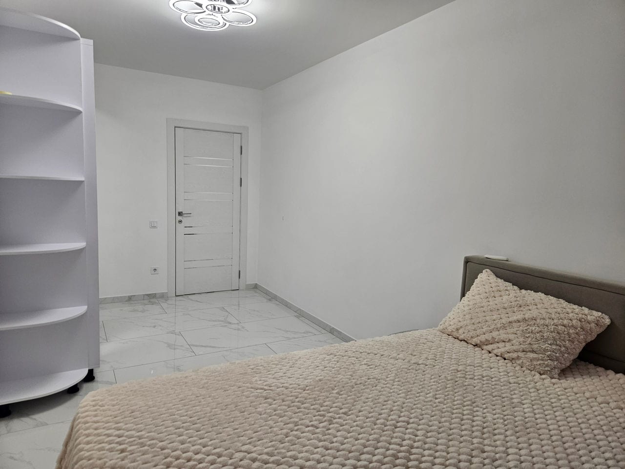 Apartament cu 2 camere, 65 m², Centru, Chișinău
