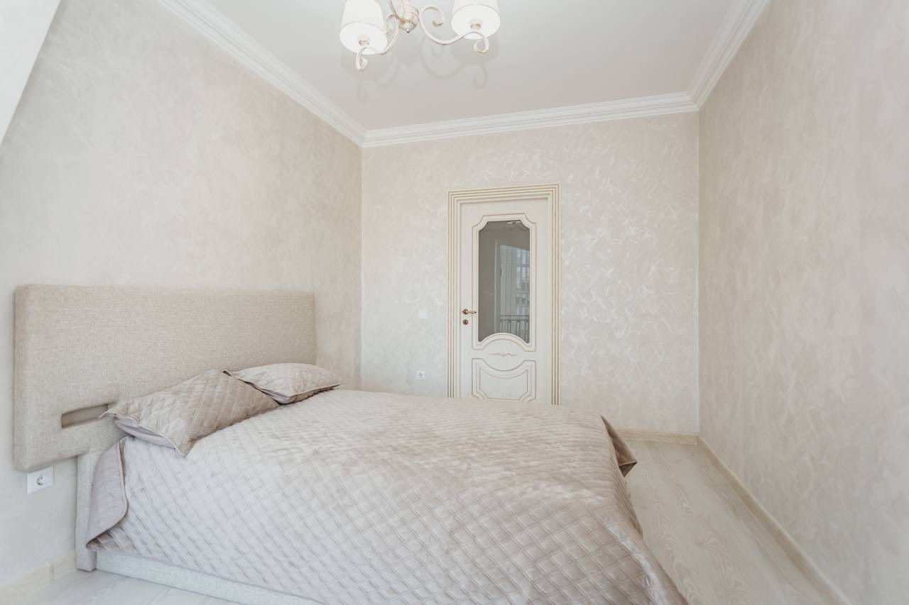 Apartament cu 2 camere, 71 m², Centru, Chișinău