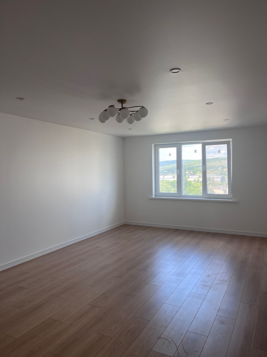 Apartament cu 3 camere, 67 m², Strășeni