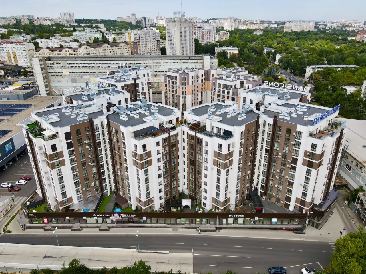Decebal Avenue Residence 4